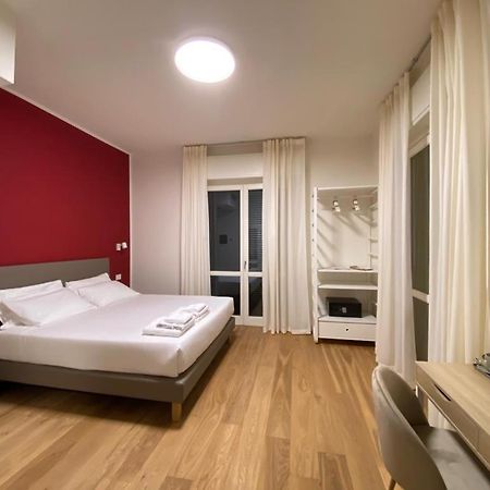 Foresteria Dansi Varese Bagian luar foto