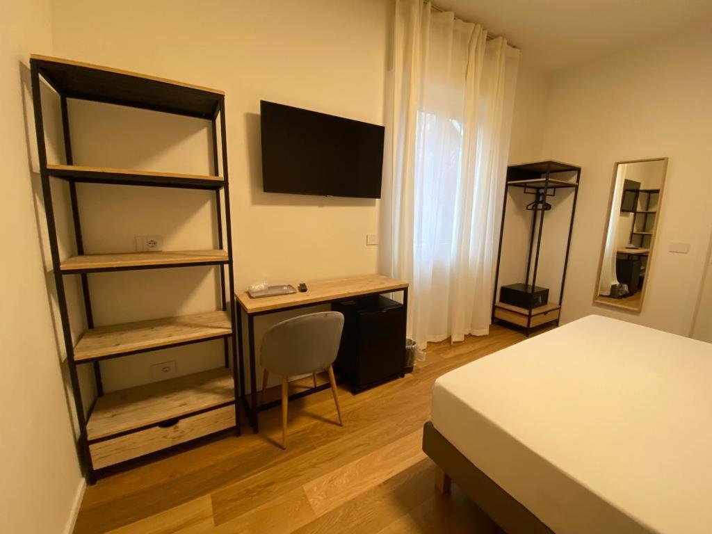 Foresteria Dansi Varese Bagian luar foto